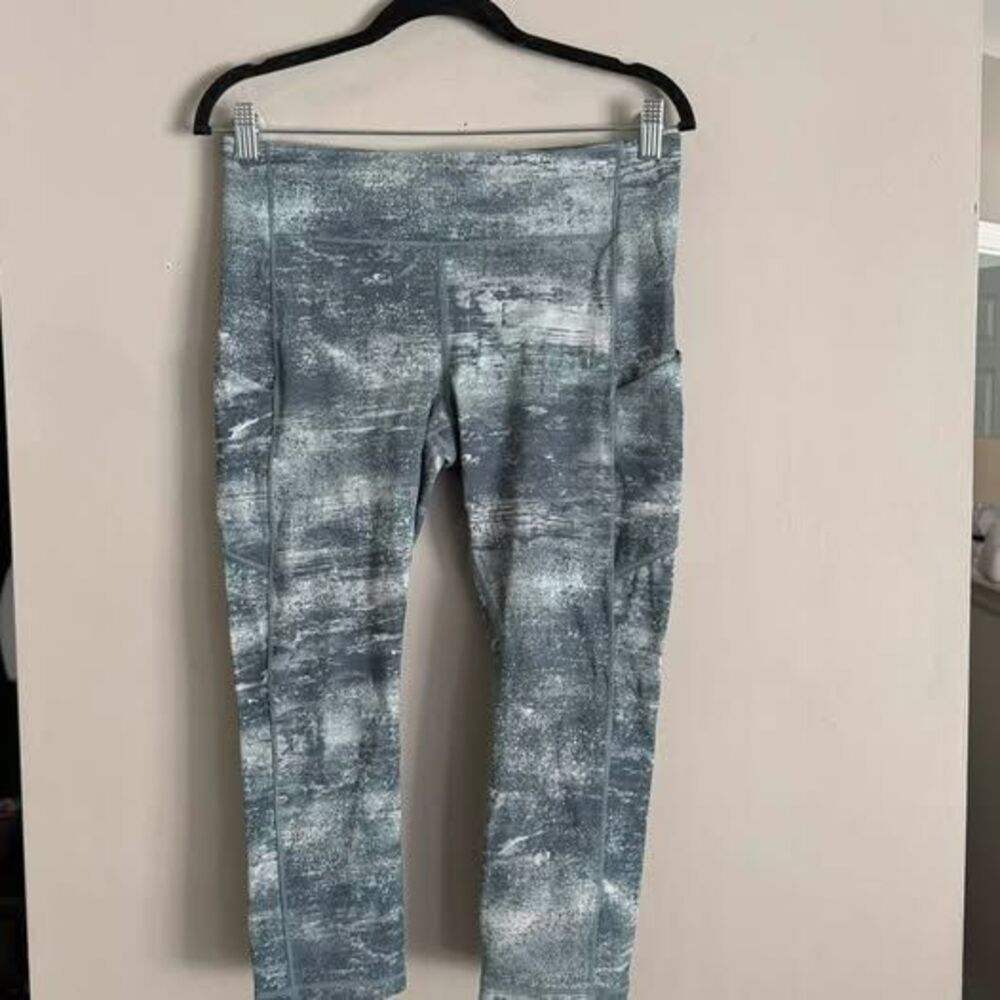 Lululemon Fast and Free Crop Size 10
